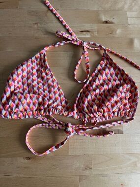 Wild Fable Halter Bikini Top in Pink, Orange & White Geometric Print- Size Mediu
